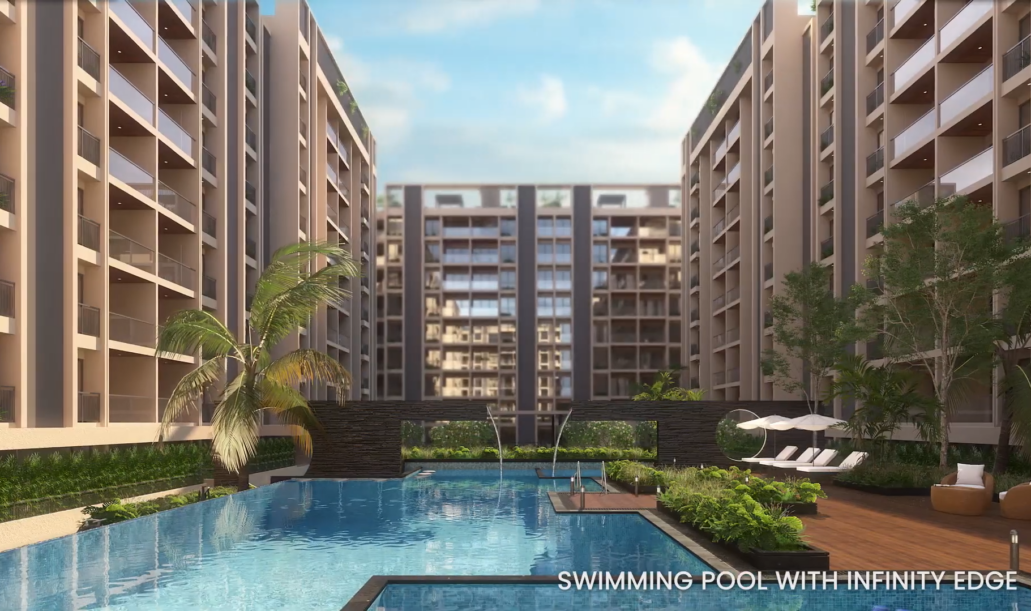 Swimming pool with infinity edge Swimming Pool in Dream World